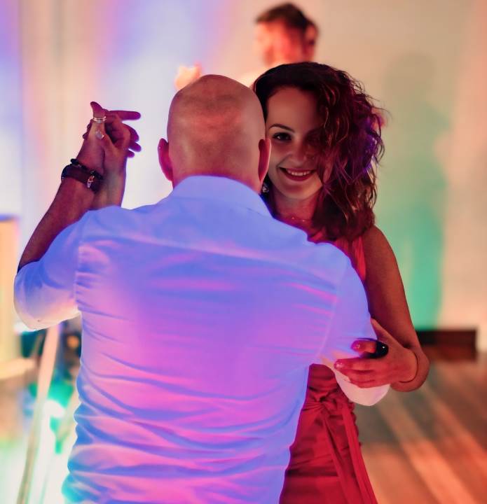 Alunos se divertindo no bailinho